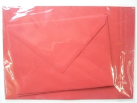 008202- 3 x A4 formaat kaarten gerild + 3 x enveloppen A5 formaat rood OPRUIMING -50%