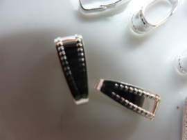 CH.338 - 10 stuks ketting oogjes 10 x 4 mm. verzilverd