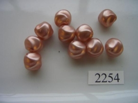 10 stuks glasparels `gedeukt` 12,5x13mm 2254