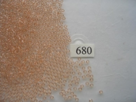 680- 2.5mm glazen rocailles transparant zalm roze 15gr