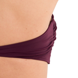 Explore sport-/bikinitop macrame 42 bordo of 44 red