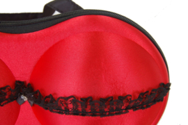Bh-koffertje in rose of rood