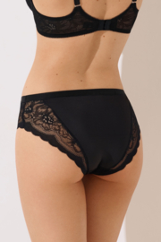 Evelyn slip in zwart 42 46