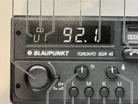 Toronto SQR 46 Blaupunkt RADIO CASSETTE INSTRUCTION MANUAL 1986
