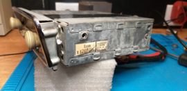 Blaupunkt Essen FM autoradio met elfenbein druktoetsen en kever frontje