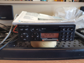 Blaupunkt DJ Woodstock autoradio met gebruiksaanwijzing