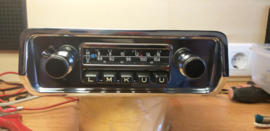 Blaupunkt FM radio met frontje voor Citroën DS en smartphone aansluiting