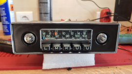 Blaupunkt FM Radio met chrome frontje en draaiknoppen