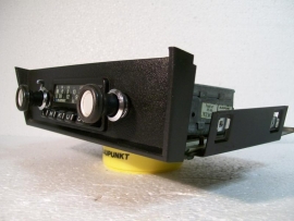 BMW 2500 inbouwset met Blaupunkt Frankfurt autoradio