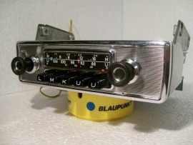 Blaupunkt Frankfurt voor BMW 2000 CS.(verkocht)