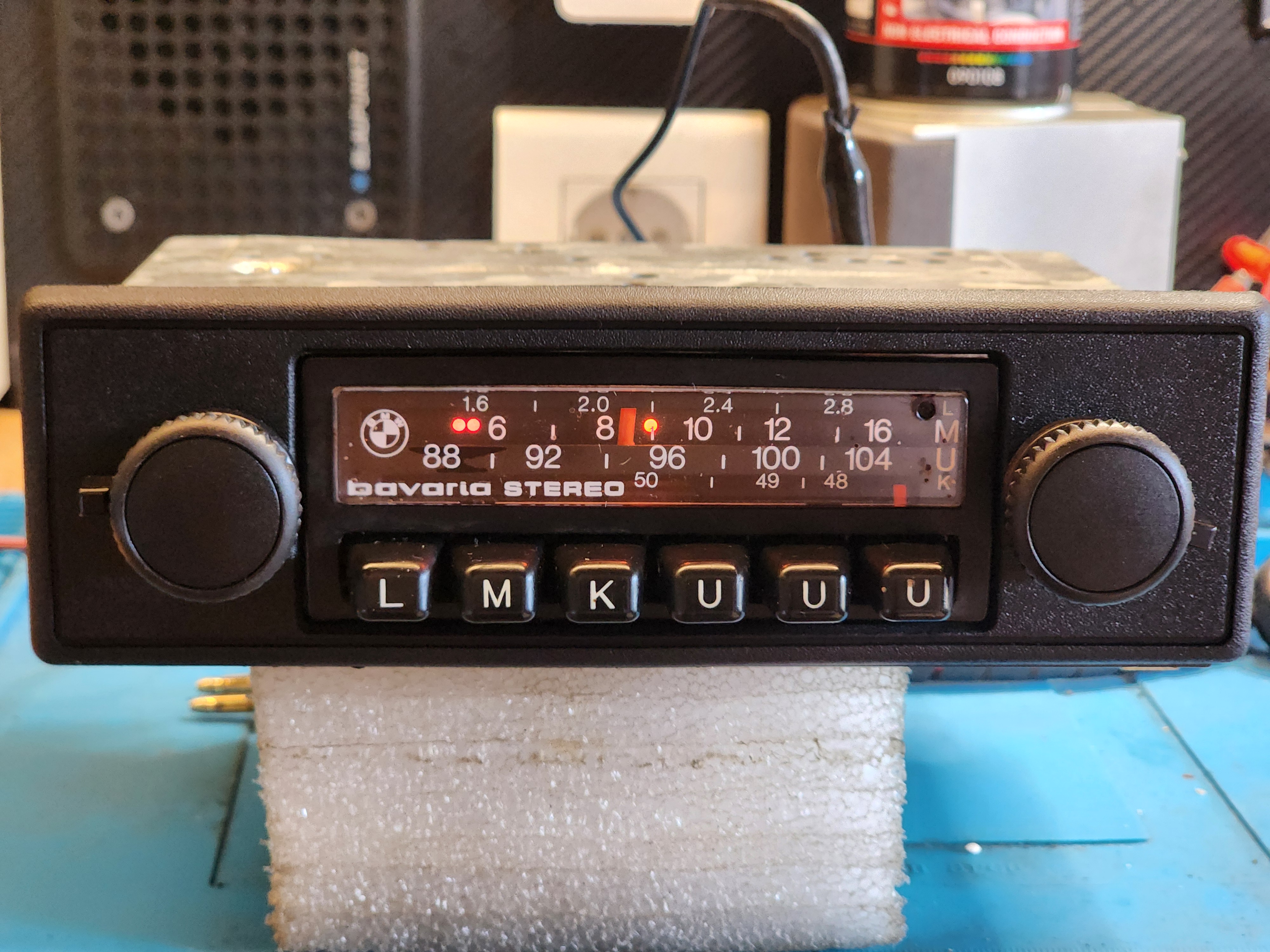Blaupunkt Bavaria BMW FM stereo radio (Frankfurt stereo)