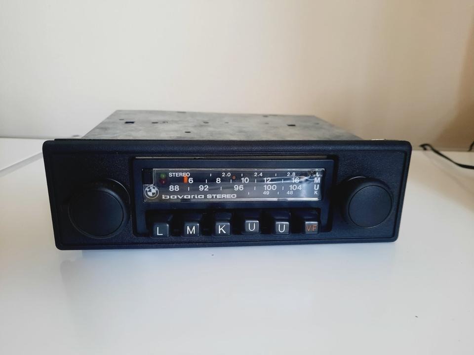 Blaupunkt Bavaria BMW FM stereo radio (Frankfurt stereo)