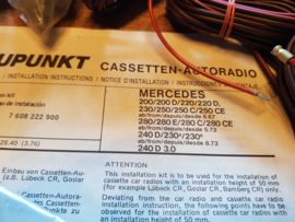 Radio inbouwset Mercedes  Blaupunkt zwart/chrome frontje