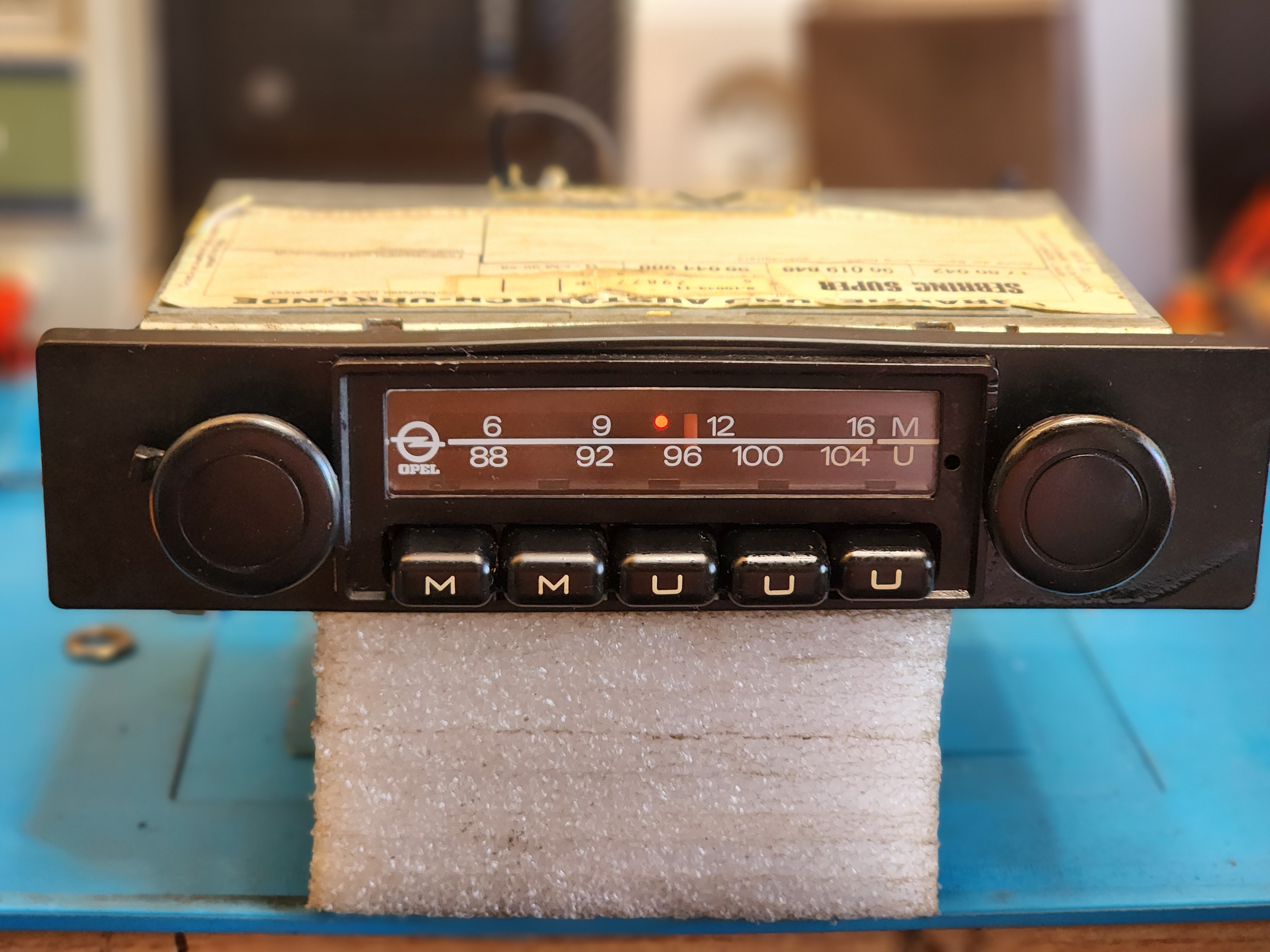 originele Opel Sebring FM radio met frontje voor Opel kadett B