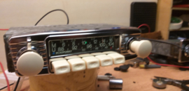 Blaupunkt  Frankfurt FM radio met witte knoppen (nieuwe foto's)