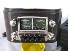 Telefunken lampenradio  Mercedes 170 / 220