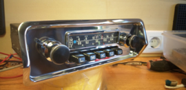 Blaupunkt FM radio met frontje voor Citroën DS en smartphone aansluiting