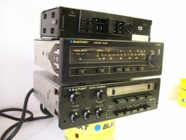 Blaupunkt AT 931 tuner en ACR 931 cassette top set voor Porsche , BMW , Mercedes