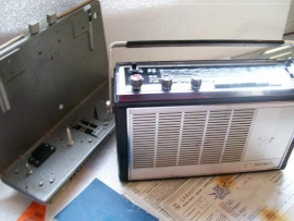 Philips radio 22 RP 463 en slede