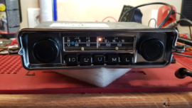 Mooie 12volt  FM radio met Kever de luxe frontje