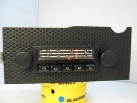Emden radio met NOS frontje voor Porsche 914 (1973) Gereserveerd