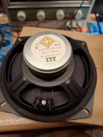 443035425A Audi 100 200 Typ 44/v8 D11 Lautsprecher Hutablage
