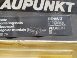 Original Blaupunkt Radio Einbausatz Renault / Peugeot  Teilenummer 7 608 3020 76