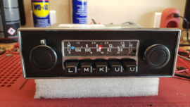 Blaupunkt Frankfurt FM Radio met zwart/ chrome frontje voor 3 gaats montage