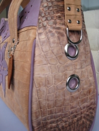 Lila Bolsa