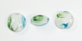 PLR06a  15 x Glaskraal Plat Rond Groen, Wit en Blauw 20mm