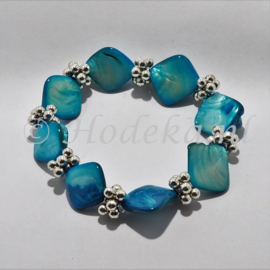 ABP03-04  Armband met schelp Blauw