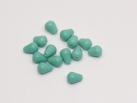 GKD02   20 x Glaskraal Druppel Mint Groen 8mm