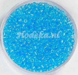 CNR11/55  Rocailles 50gr. Licht Blauw AB glans 11/0