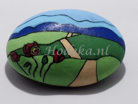 HPS23 Hand painted stone by Hodeka.nl Landschap