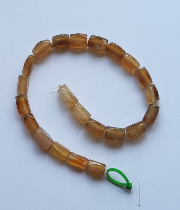 *NSA37   1 x Natuurstenenstreng *Agaat* Rechthoek ca. 15 x 13mm