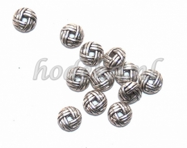 MTL28   14 x Metalen basis kraal  Rondel gevlochten 6 x 3 mm Antiek Zilver