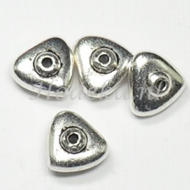 MTL67   8 x Metalen kraal  6 x 11 mm Zilver