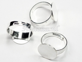 OVR06 1x ring voor om je vinger 17mm 14x14mm zilver kleur