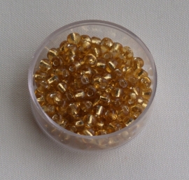 CNR06/08   Rocailles 50 gr. Goud met een zilveren kern 6/0