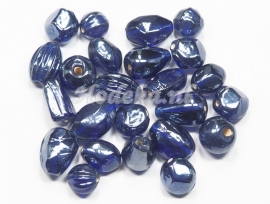 VRM15  50 gram Glaskralen mix heel Donker Blauw/Paars
