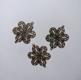 *FGB04   2 x  Metalen verdeler Bloem filigraan  26mm Koper
