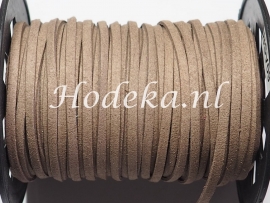 BSV09  1 meter imitatie Suede Veter Leverkleur 4mm