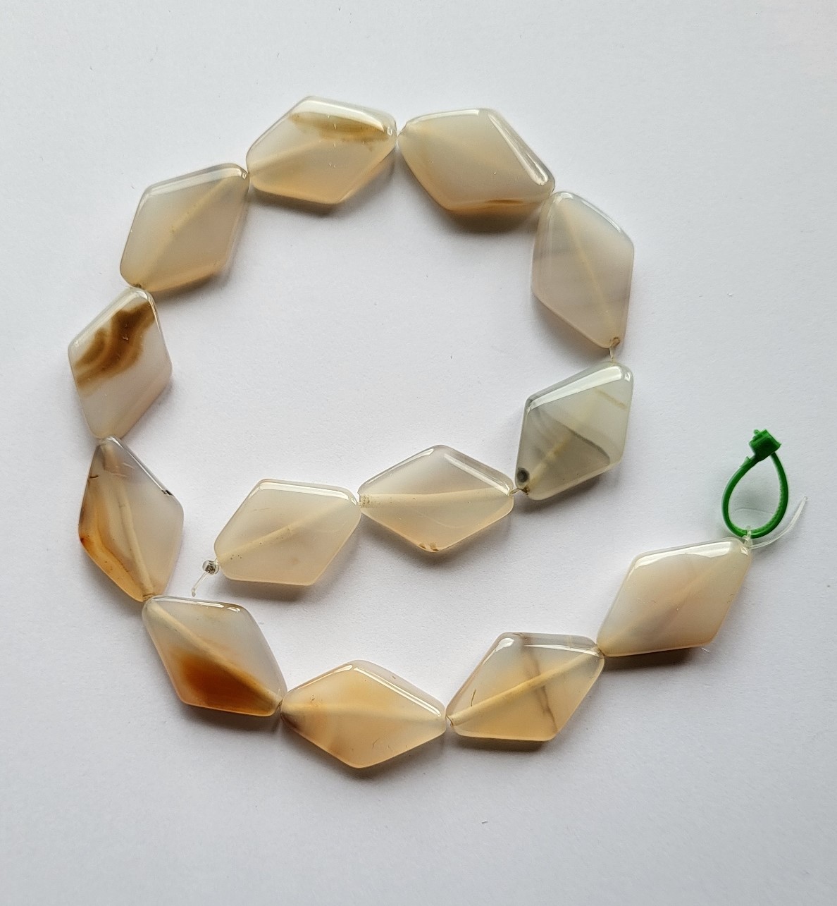 *NSA30   1 x Natuurstenenstreng *Agaat* Ruit ca. 29x19mm