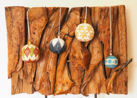 Kerstballen haken