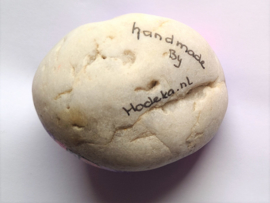 HPS11 Hand painted stone by Hodeka.nl fantasie