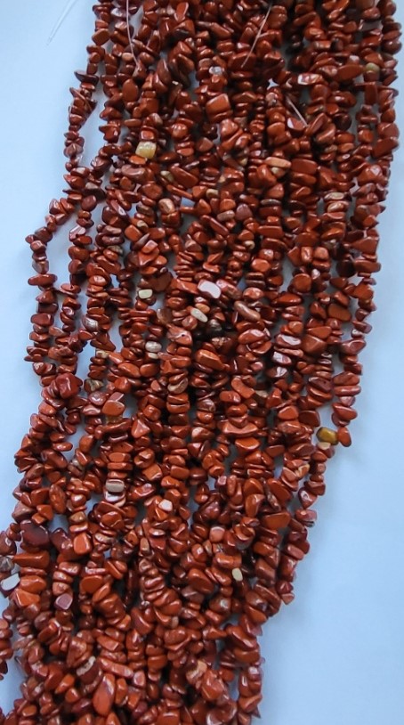 *NST29a   1 streng ca. 80 cm. natuursteen *Rode Jaspis* top Kwaliteit