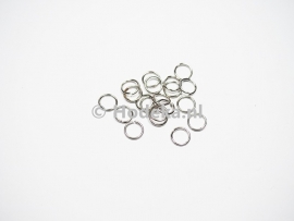 BHR13  50 ringetjes 6mm  antiek zilver kleur