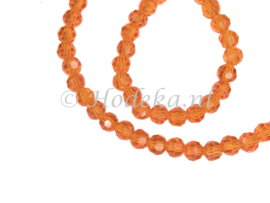 FCR04/12  1 streng met 4mm facet glaskralen Oranje 4mm