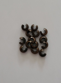 BHV06   18 x knijpkraalverberger koper ca. 4 x 2mm