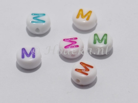 LKM01  Letter M